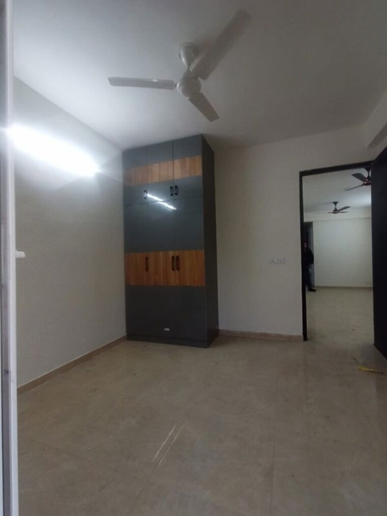Room, signature-global-park-4-and-5 3 Bedroom 1120 Sq.Ft. Builder Floor In Sohna Sector 36 Gurgaon 10372883
