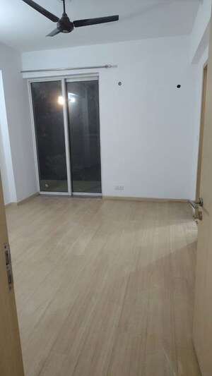 Room in 3.5 BHK Apartment at DLF New Town Heights I, Sector 90 – for Rent