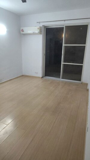 Room in 3.5 BHK Apartment at DLF New Town Heights I, Sector 90 – for Rent