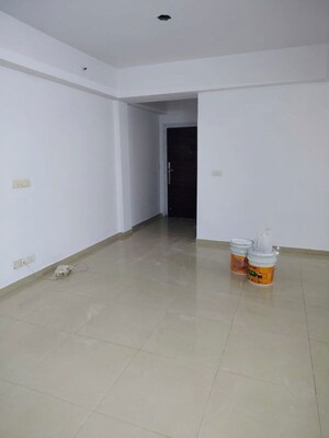 Room in 3.5 BHK Apartment at DLF New Town Heights I, Sector 90 – for Rent