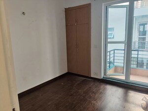 Room in 3 BHK Apartment at KLJ Greens, Sector 77 – for Rent