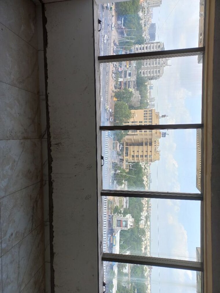 Room, thaltej Commercial Office Space 1140 Sq.Ft. In Thaltej Ahmedabad 10372916