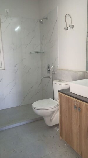 Bathroom in 2.5 BHK Apartment at Silverglades The Melia, Sohna Sector 35 – for Rent
