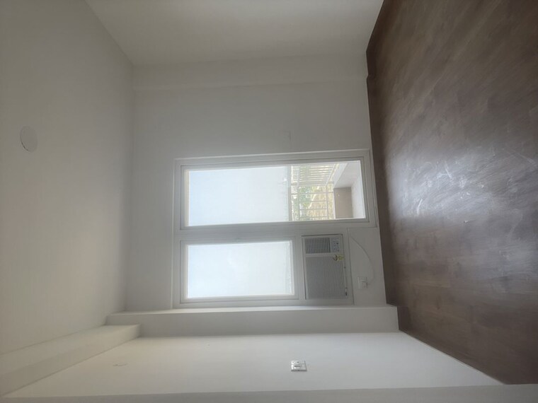 Bedroom, silverglades-the-melia 3 Bedroom 1845 Sq.Ft. Apartment In Sohna Sector 35 Gurgaon 10372939