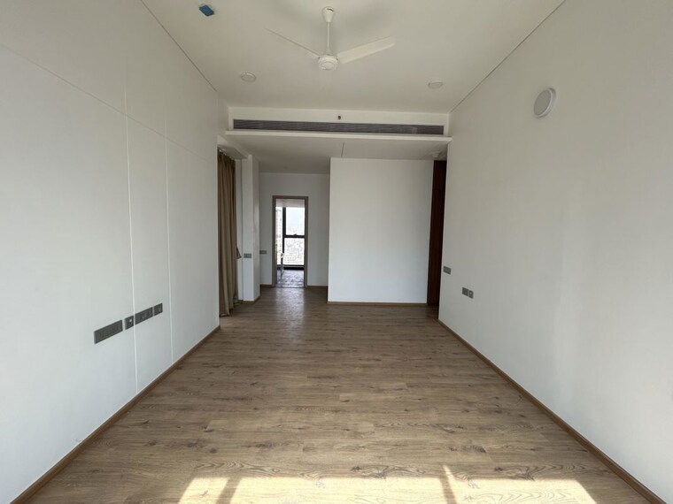 Room, rustomjee-crown 4 Bedroom 2230 Sq.Ft. Apartment In Prabhadevi Mumbai 10372978
