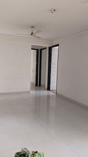 Room in 3 BHK Apartment at Paradigm Business Hermitage Park, Dhakoli – for Rent
