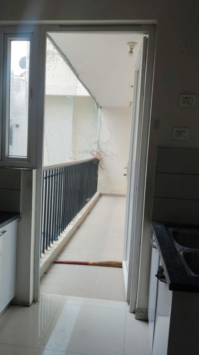 Balcony, paradigm-business-hermitage-park 3 Bedroom 1560 Sq.Ft. Apartment In Dhakoli Zirakpur 10372962