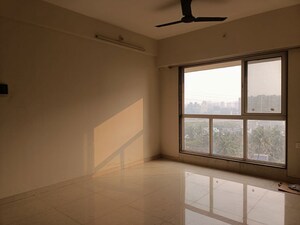 Room in 1 BHK Apartment at Veena Senterio, Chembur – for Rent