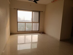 Room in 1 BHK Apartment at Veena Senterio, Chembur – for Rent