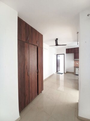 1 BHK Apartment For Rent in Ninex RMG Residency, Sector 37c