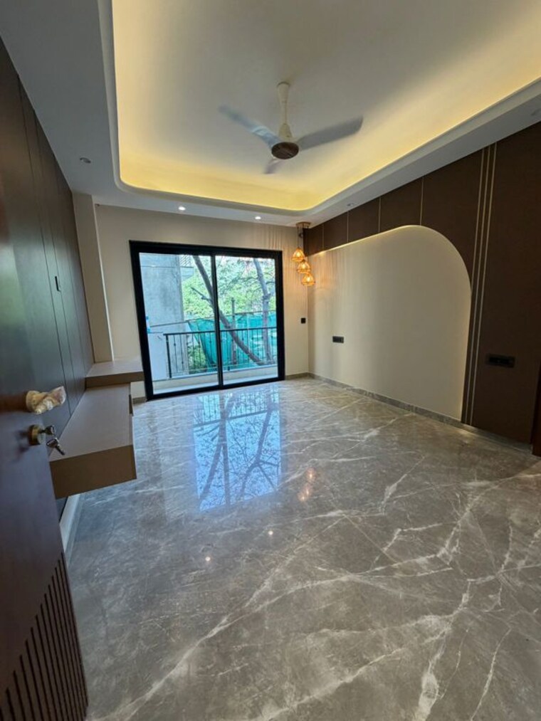 Room, nirvana country 4 Bedroom 360 Sq.Yd. Builder Floor In Nirvana Country Gurgaon 10373076
