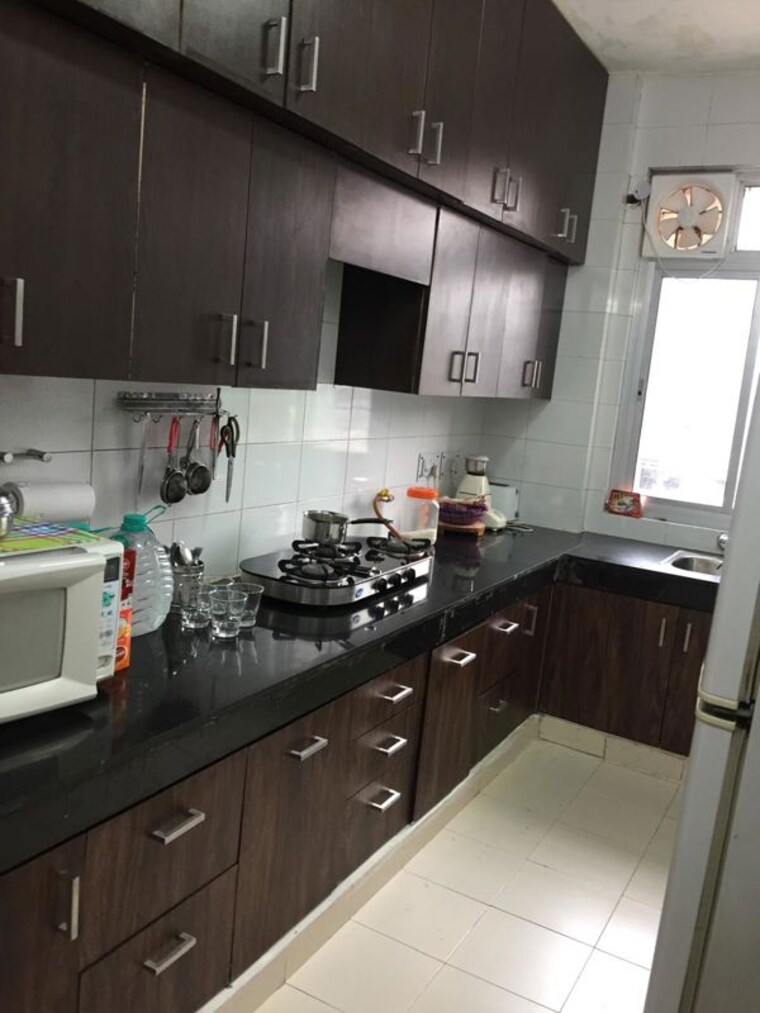 Kitchen, jawahar nagar 3 Bedroom 1600 Sq.Ft. Apartment In Jawahar Nagar Delhi 10373074