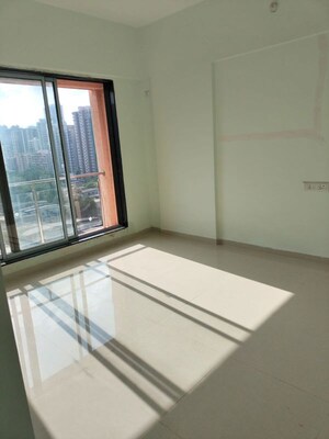 Master Bedroom in 2.5 BHK Apartment at Goregaon West – for Rent