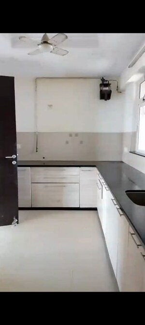 Kitchen in 4 BHK Apartment at Hiranandani Meadows, Manpada – for Rent