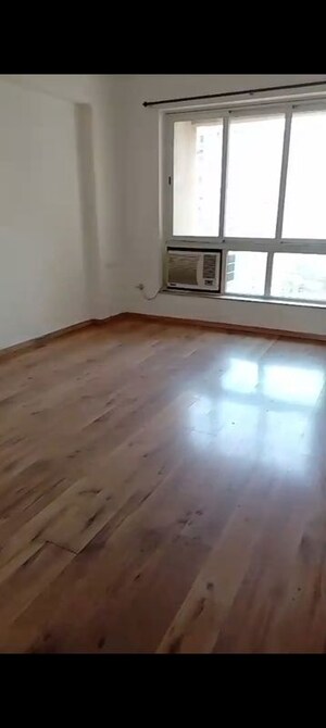 Bedroom in 4 BHK Apartment at Hiranandani Meadows, Manpada – for Rent