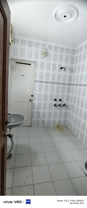 Bathroom in 1 BHK Independent House at Sector 41 – for Rent
