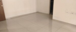 Room in 3 BHK Apartment at Lodha Amara, Kolshet Road – for Rent