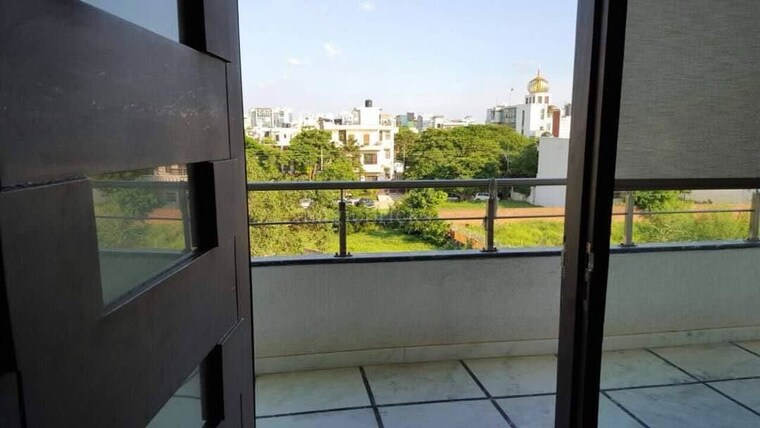 Balcony, south city 1 2 Bedroom 1250 Sq.Ft. Builder Floor In South City 1 Gurgaon 10373129