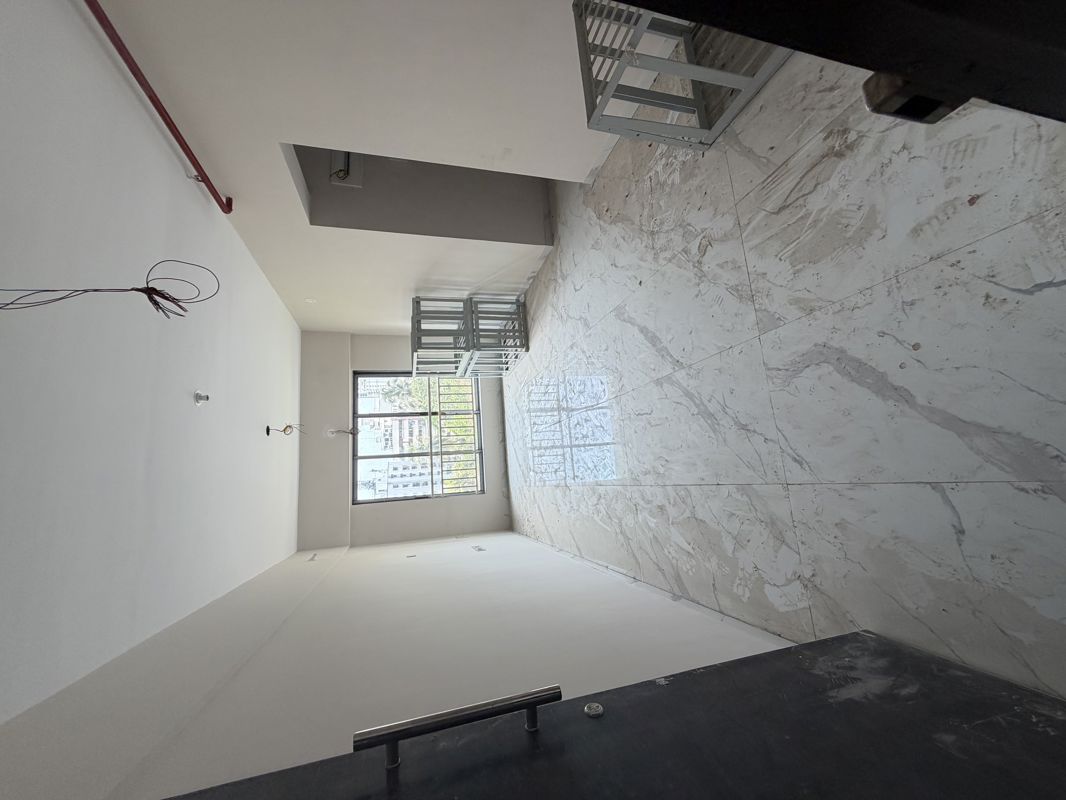 1.5 BHK + Study Room Apartment For Rent in Dadar West