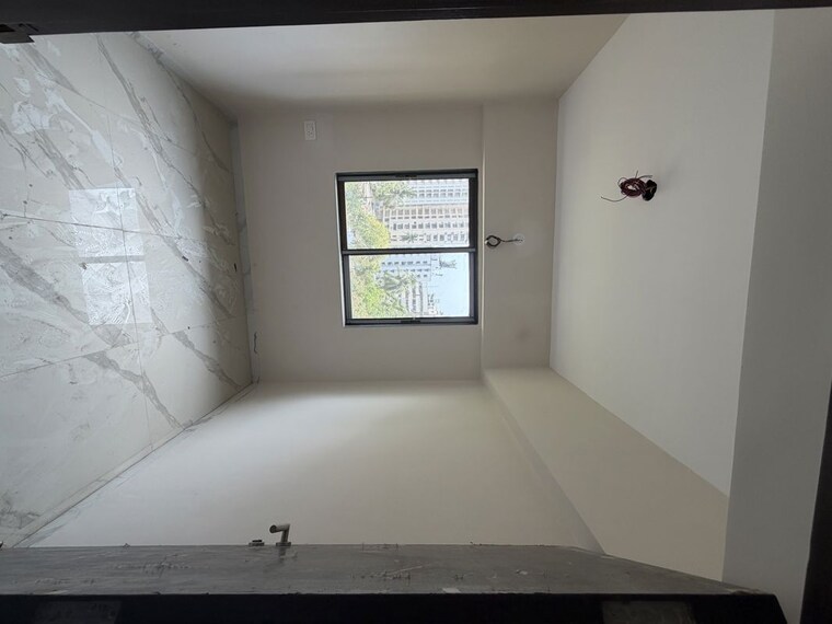 Room, dadar west 1.5 Bedroom 525 Sq.Ft. Apartment In Dadar West Mumbai 10373124