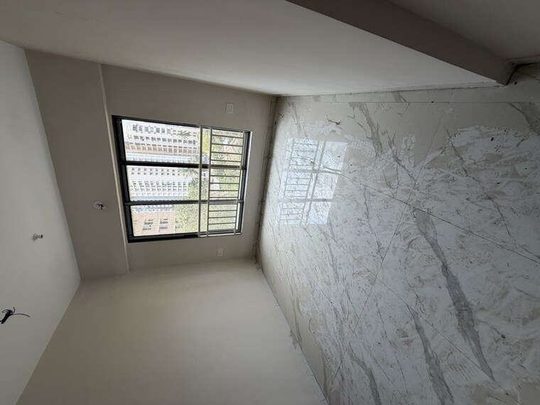 Room, dadar west 1.5 Bedroom 525 Sq.Ft. Apartment In Dadar West Mumbai 10373124