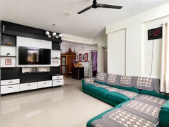 2 BHK + Pooja Room Apartment For Rent in Creative Environs