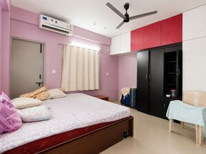 Bedroom in 2 BHK Apartment at Creative Environs, Hsr Layout – for Rent