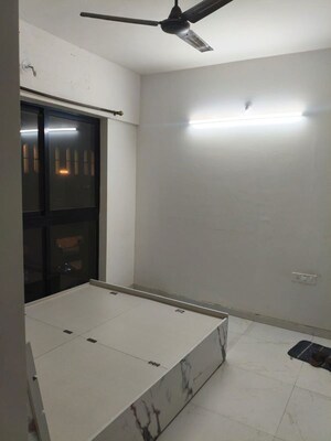 Room in 2 BHK Apartment at Runwal Gardens, Dombivli East – for Rent