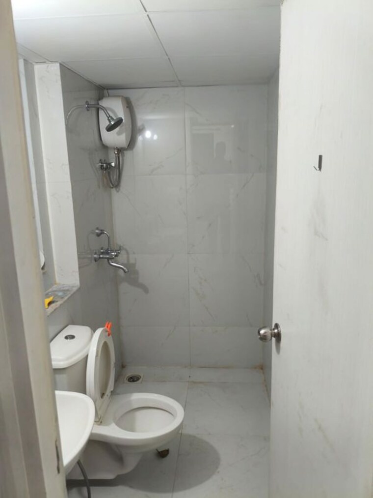 Bathroom, runwal-gardens 2 Bedroom 849 Sq.Ft. Apartment In Dombivli East Thane 10373142