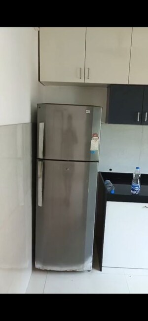 Furnished Amenities in 1 BHK Apartment at Arkade Serene, Malad West – for Rent