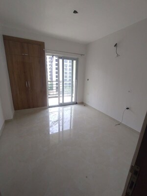 Room in 3 BHK Apartment at Arjun Enclave Arjunganj, Arjunganj – for Rent