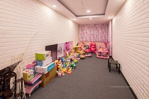 Bedroom in  Showroom at Frazer Town – for Sale