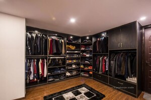 Gym in  Showroom at Frazer Town – for Sale