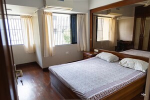 Bedroom in 2 BHK Apartment at Bandra West – for Rent