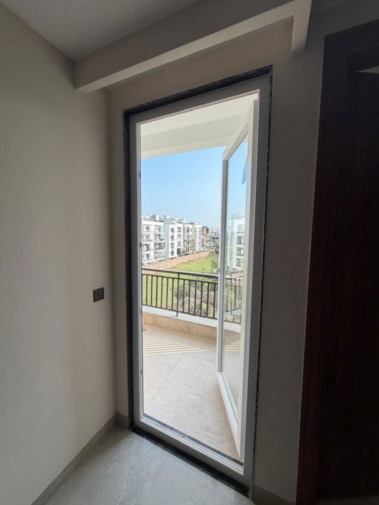 Balcony, anant-raj-ashok-estate 3 Bedroom 179 Sq.Yd. Builder Floor In Sector 63a Gurgaon 10352032