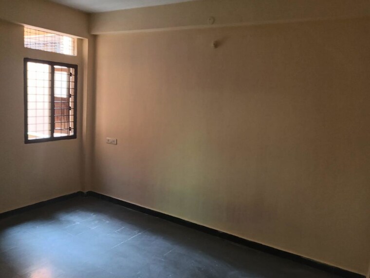 Room, sealdah 2 Bedroom 569 Sq.Ft. Apartment In Sealdah Kolkata 10158211