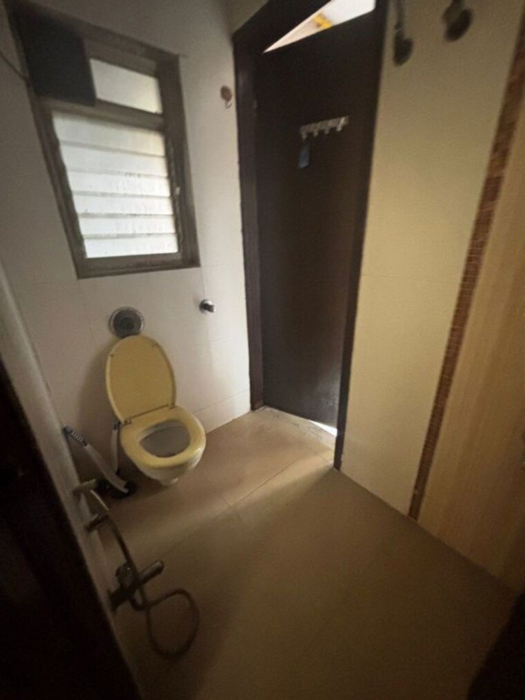 Bathroom, kesar-symphony 2 Bedroom 1150 Sq.Ft. Apartment In Kharghar Navi Mumbai 10373363