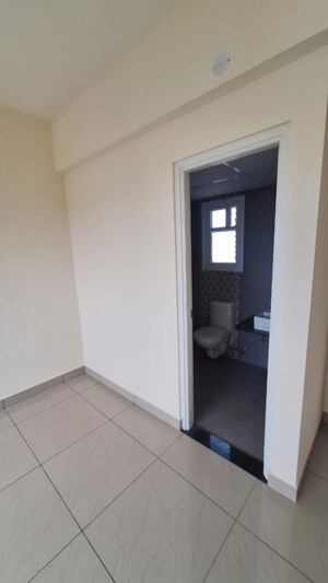 Room in 3 BHK Apartment at Sobha Habitech, Whitefield – for Rent
