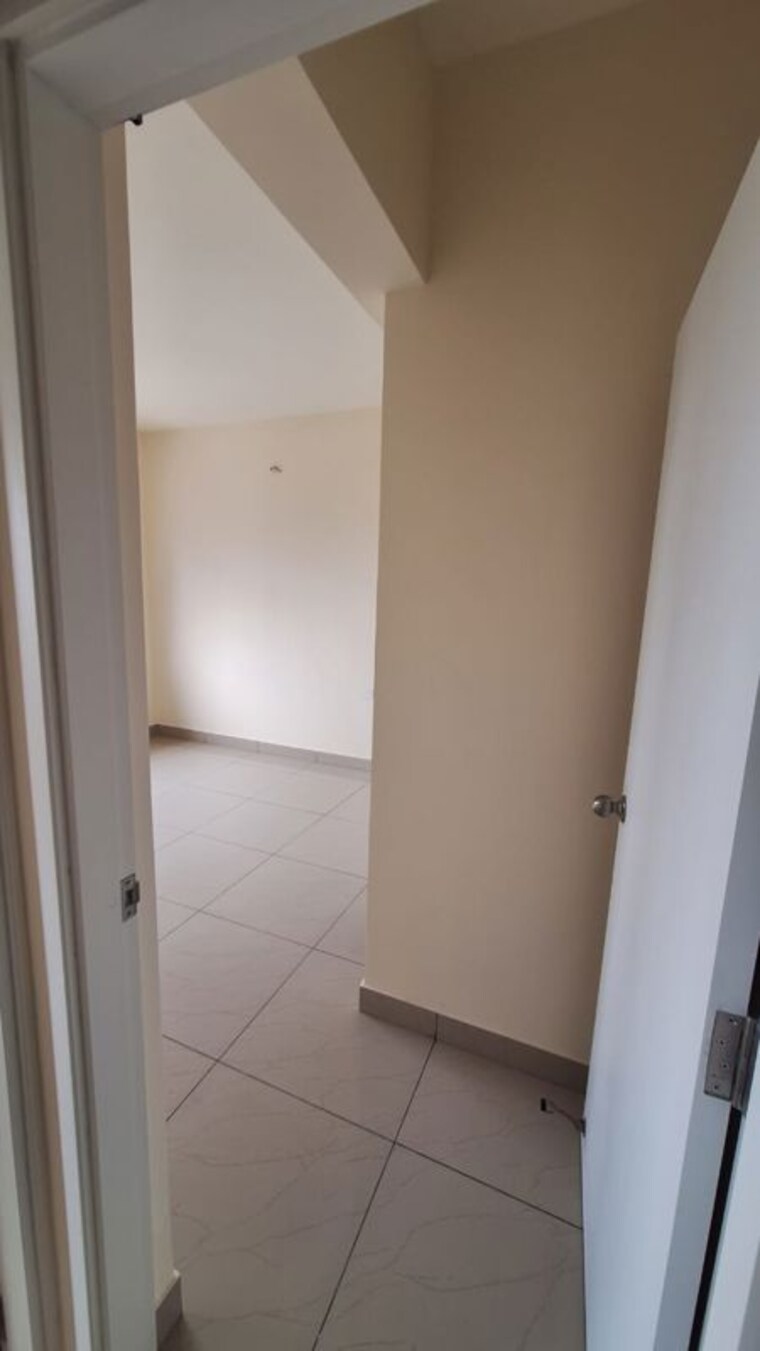 Bathroom, sobha-habitech 3 Bedroom 1920 Sq.Ft. Apartment In Whitefield Bangalore 10373393