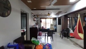 Living Room in 5 BHK Apartment at Bholenath Mukti Apartments, Chembur – for Rent