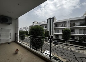 2.5 BHK Builder Floor For Rent in Central Park Flower Valley, Sohna Sector 33