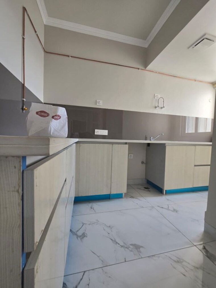 Kitchen, central-park-cerise-suites 2.5 Bedroom 180 Sq.Ft. Builder Floor In Sohna Sector 33 Gurgaon 10373428