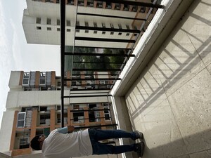 Balcony in 1 BHK Apartment at Sector 19b Dwarka – for Rent