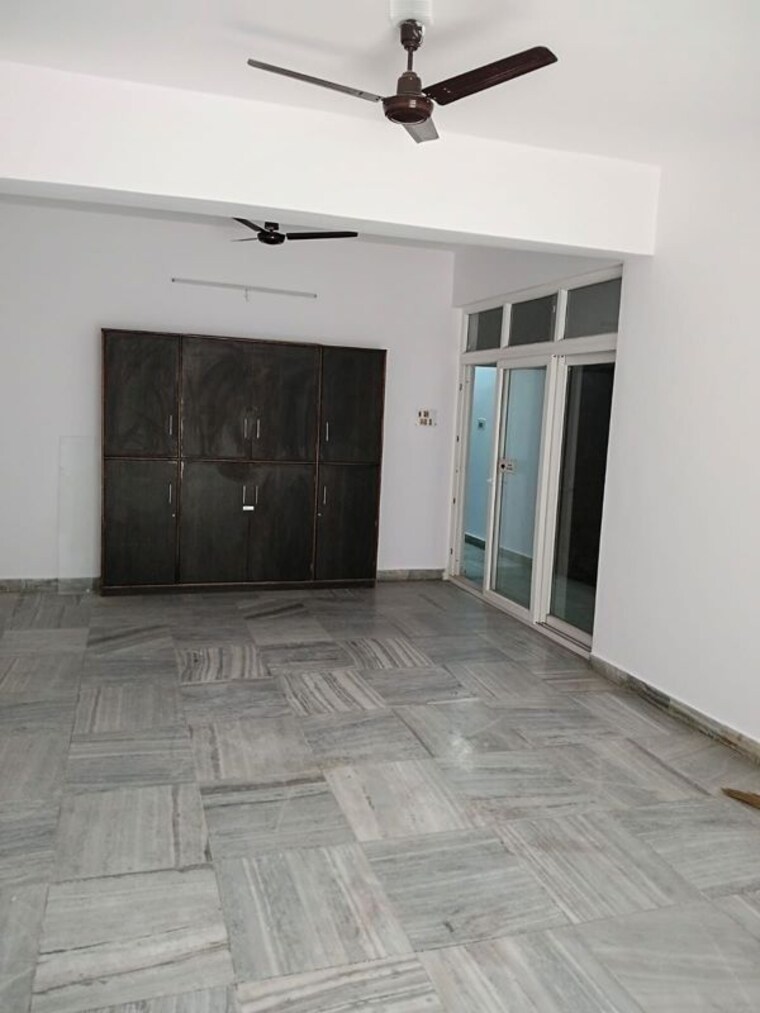 Room, aarohi-sahara-plaza-extension 6 Bedroom 3200 Sq.Ft. Independent House In Vikash Khand Lucknow 10373411