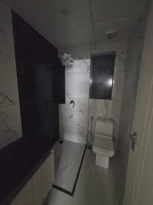 Bathroom in 3 BHK Builder Floor at Central Park Flower Valley, Sohna Sector 33 – for Rent
