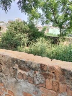 Plot For Sale in Noida Central