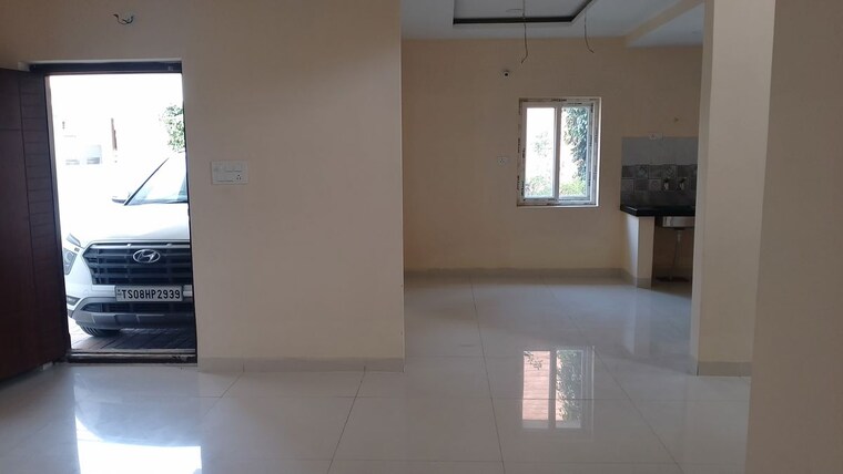 Room, venkateshwara colony 3 Bedroom 1950 Sq.Ft. Apartment In Venkateshwara Colony Hyderabad 10373486