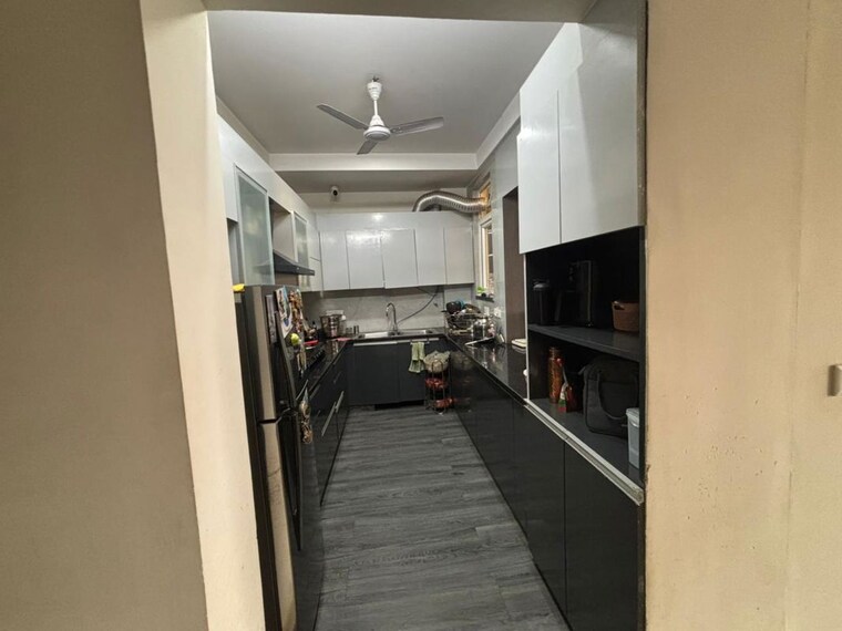 Kitchen, sushant lok iii 3 Bedroom 2300 Sq.Ft. Builder Floor In Sushant Lok Iii Gurgaon 10372672