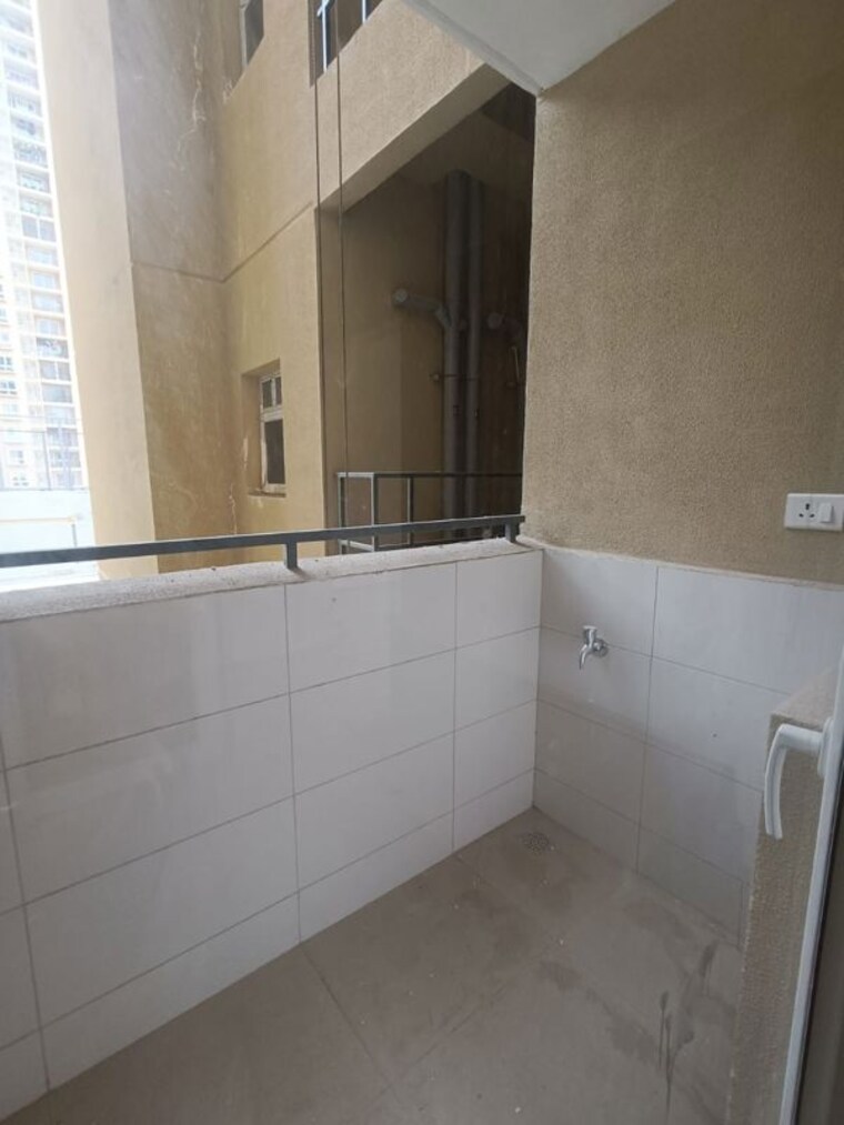 Bathroom, bhartiya-city-nikoo-homes-5 2.5 Bedroom 1354 Sq.Ft. Apartment In Thanisandra Main Road Bangalore 10373446