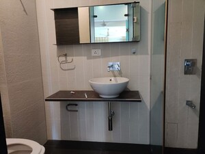  2 BHK Apartment at Bandra West – for Rent